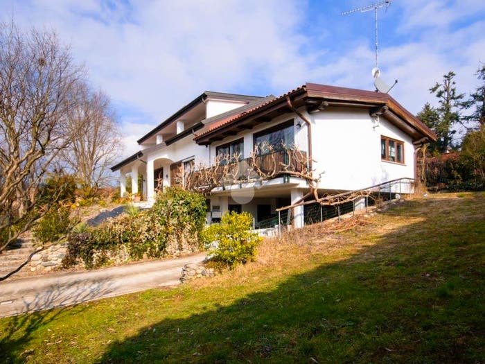 Casa con 6 locali in vendita in Strada Sabena, Pecetto Torinese
