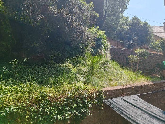 Appartamento bilocale in vendita in Via Giuseppe Bertuccioni, Marassi, Genova