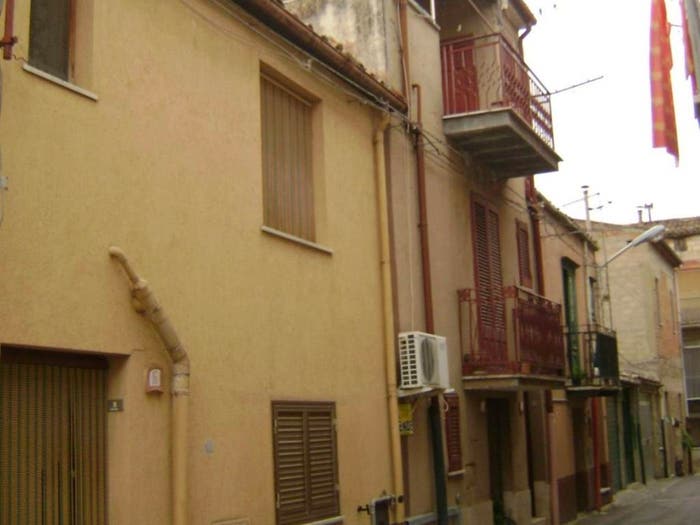 Casa con 6 locali in vendita in Via Napoli, Centro, Castellana Sicula