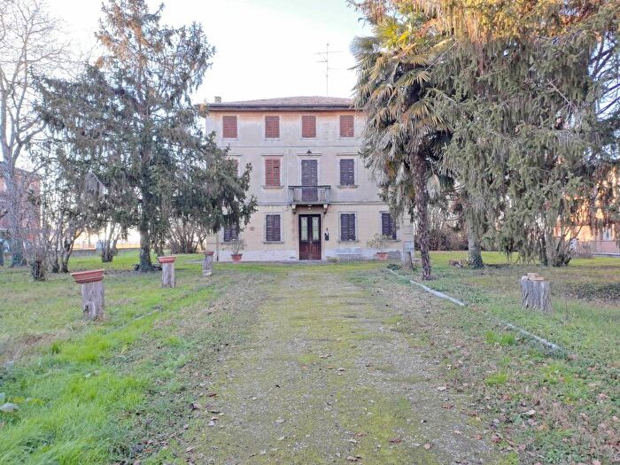 Casa con 6 locali in vendita in Via D Giambi, Ravarino