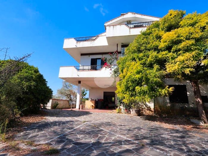 Casa con 6 locali in vendita in Via Monte Fumaiolo, Montesilvano Colle, Montesilvano