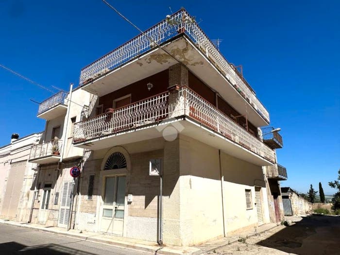 Appartamento con 5 locali in vendita in Via Piano S Giovanni, Centro, Canosa di Puglia