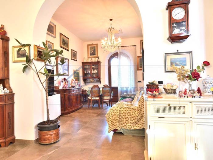 Casa con 6 locali in vendita in Via Giuseppe Montanelli, San Marco, Pisa
