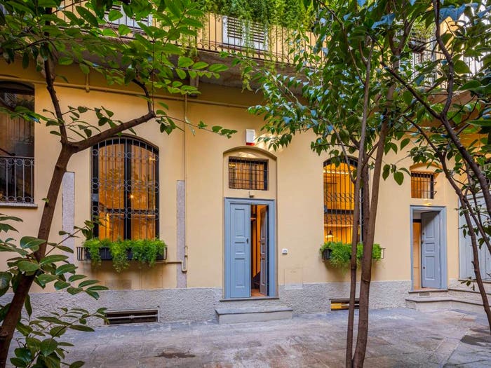 Appartamento trilocale in vendita in Via del Lauro, Scala Manzoni, Milano