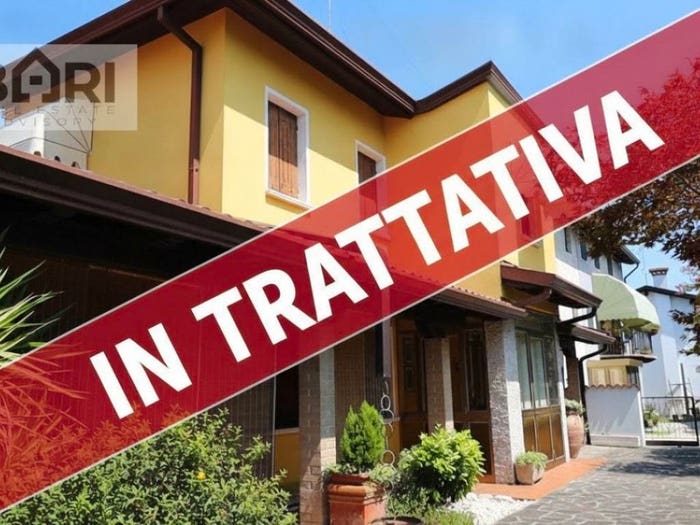 Casa trilocale in vendita in Via Valle, Vallenoncello, Pordenone