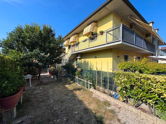 Appartamento con 6 locali in vendita in Via Fabio Filzi, Meledo, Sarego