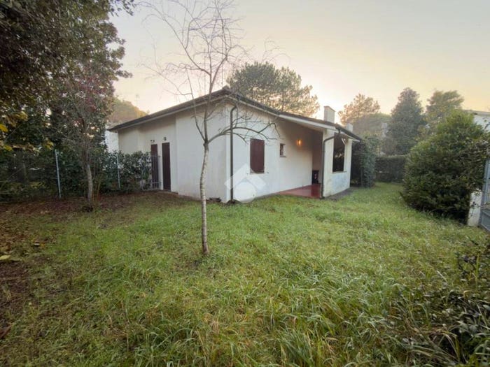 Appartamento trilocale in vendita in Viale degli Ulivi, Lido degli Estensi, Comacchio