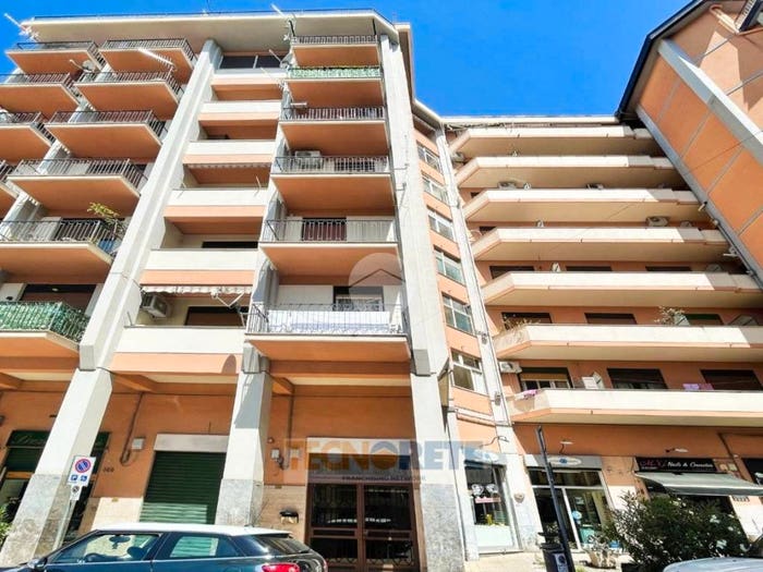 Appartamento quadrilocale in vendita in Via Venero, Centro, Monreale