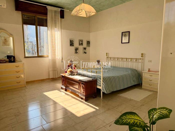 Appartamento quadrilocale in vendita in Piazza INDIPENDENZA, Ravello Villastanza Villapia, Parabiago
