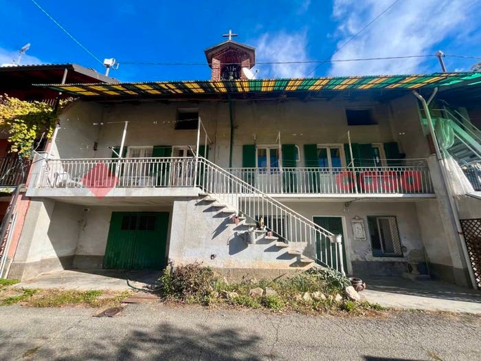 Casa con 6 locali in vendita in Strada Bianco, Cumiana