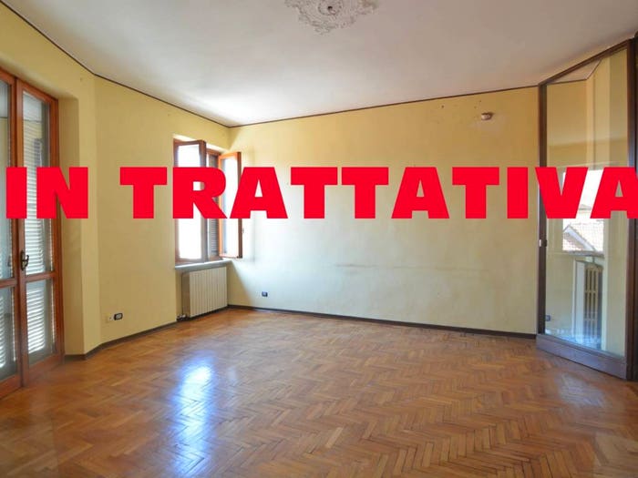 Appartamento trilocale in vendita in Via Alessandro Manzoni, Centro, Bernareggio