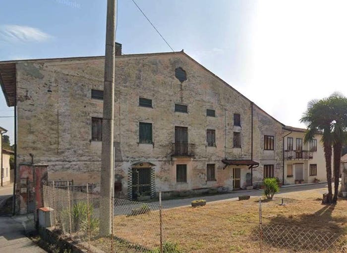 Casa con 5 locali in vendita in Via Pozzo, Colceresa