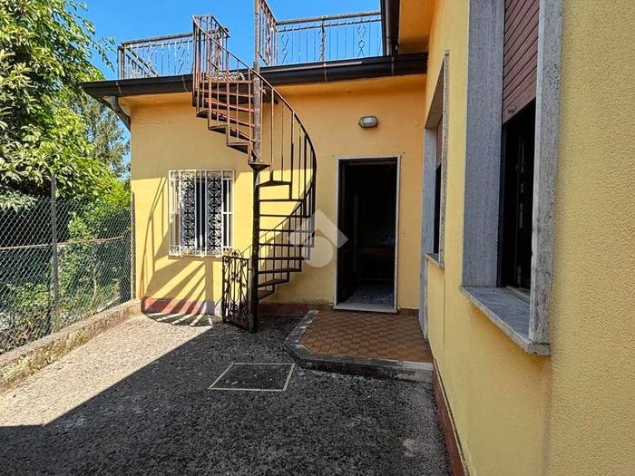 Casa quadrilocale in vendita in Via Pietro Nenni, Centro, Isola del Liri
