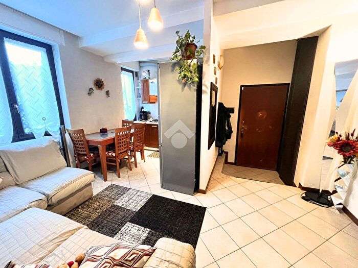 Appartamento trilocale in vendita in Via S Martino Vecchio, Torre Boldone