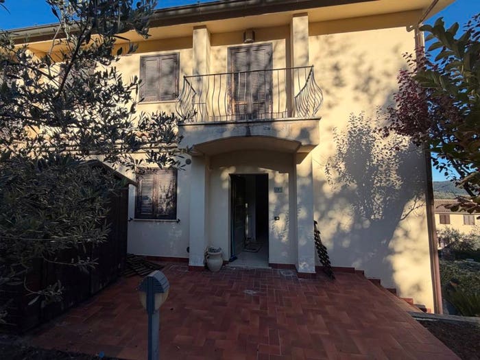 Casa quadrilocale in vendita in Strada Montoro M, Amelia
