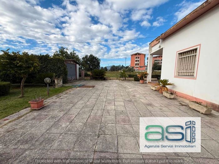 Casa con 5 locali in vendita in Viale Maggio, Nereto