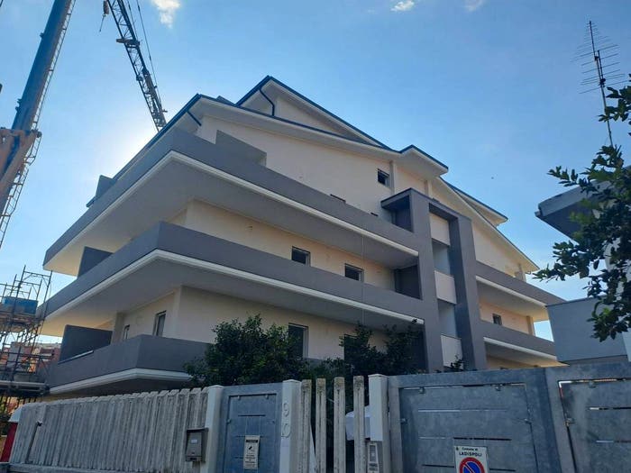 Appartamento trilocale in vendita in Via Cesare Battisti, Zona Domitilla, Ladispoli