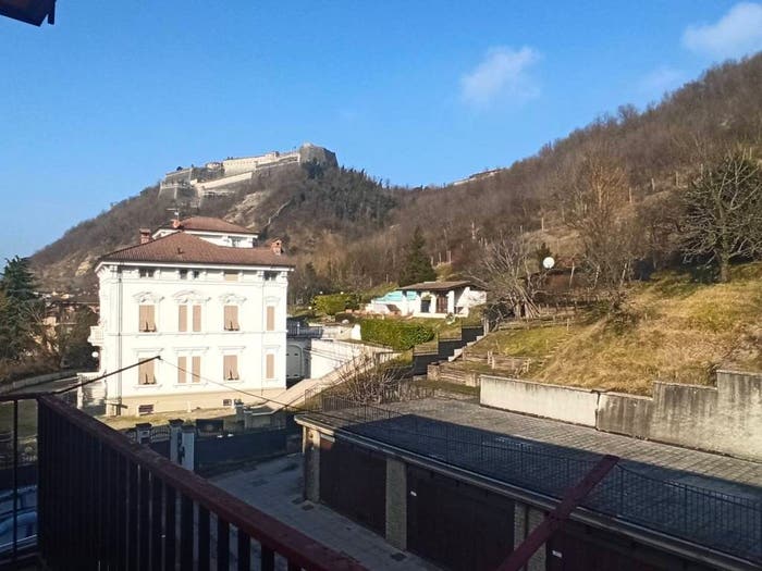 Appartamento quadrilocale in vendita in Via Zefferino Bertelli, Centro, Gavi