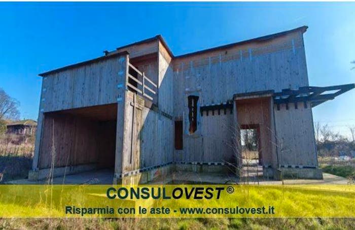 Casa quadrilocale in vendita in Via Don Silvio Coira, Centro, Basiglio