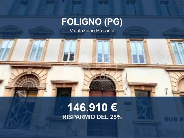 Appartamento monolocale in vendita in Via Cairoli, Centro Storico, Foligno