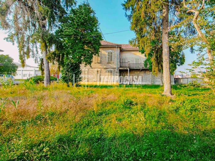 Casa con 5 locali in vendita in Via Marchino, Albonese