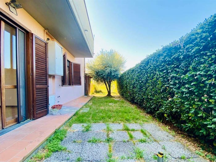 Appartamento trilocale in vendita in Via Pesciatina, San Vito, Lucca