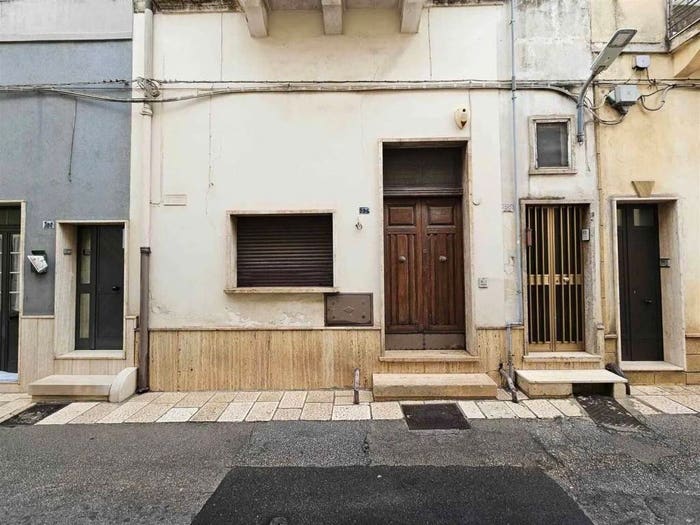 Casa quadrilocale in vendita in Borgo Antico, Mesagne