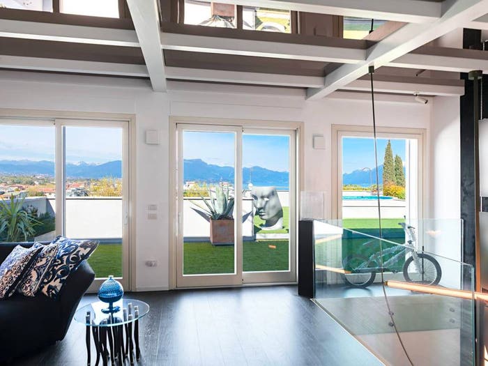 Casa con 6 locali in vendita in Via Mezzocolle, Desenzano Centro, Desenzano del Garda