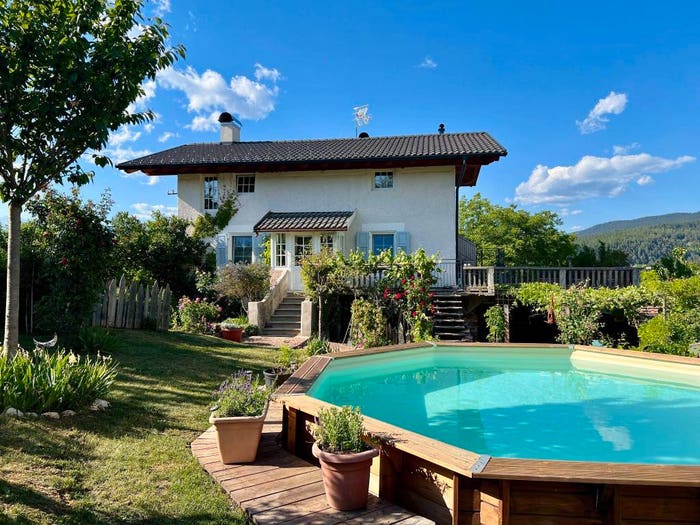 Casa con 6 locali in vendita in Via Vallavena, AmblarDon