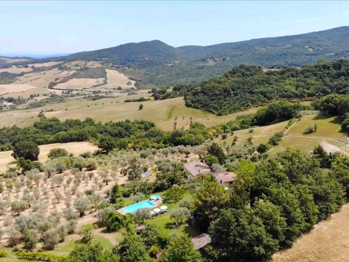 Casa con 6 locali in vendita in Via Cesare Battisti, Centro, Radicondoli