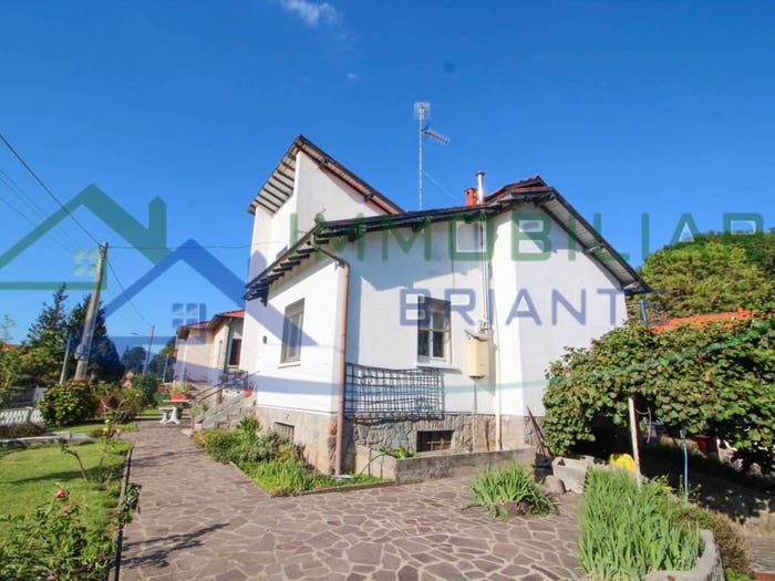 Casa quadrilocale in vendita in Via Valle, Centro, Somma Lombardo