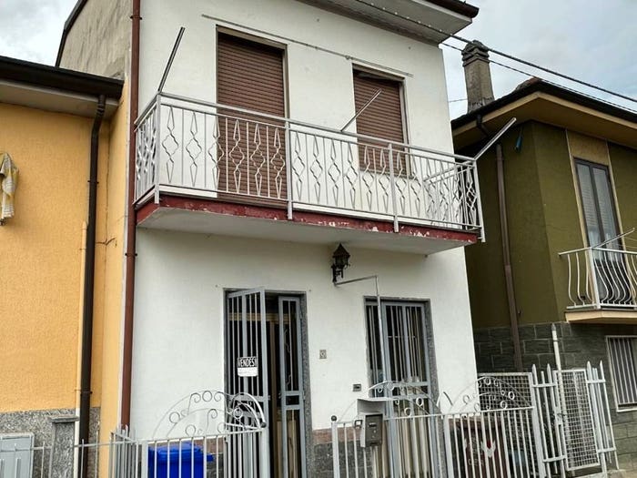 Casa quadrilocale in vendita in Vicolo Giordano Bruno, Centro, Mede