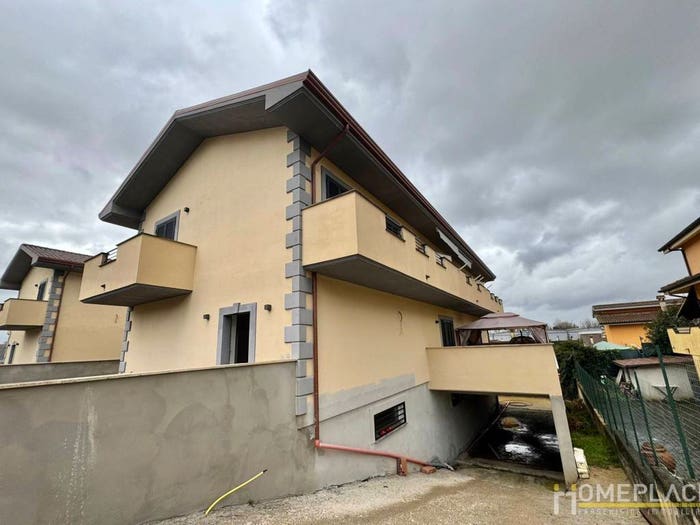 Casa con 5 locali in vendita in Strada Ventitreesima, Labico