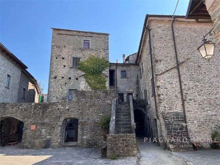 Casa quadrilocale in vendita in Piazza dei mestieri, Cantiereponticello, Filattiera