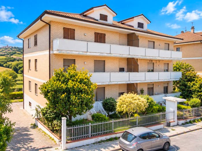 Appartamento quadrilocale in vendita in Via Giuseppe Giammarco, Centro, Fermo