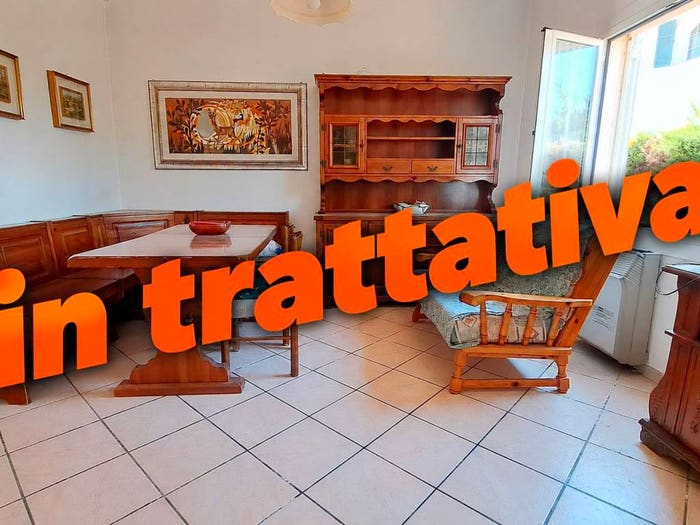 Appartamento con 5 locali in vendita in Regione Coste No Number, Albenga