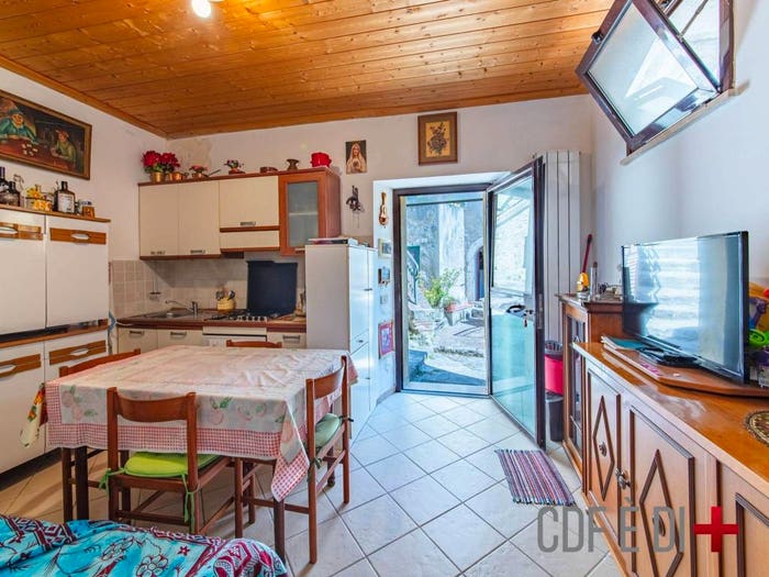 Appartamento bilocale in vendita in Via Sole, Centro, Rocca Sinibalda