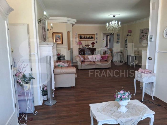 Appartamento quadrilocale in vendita in Via Noschese, Santa Lucia Inferiore, Battipaglia