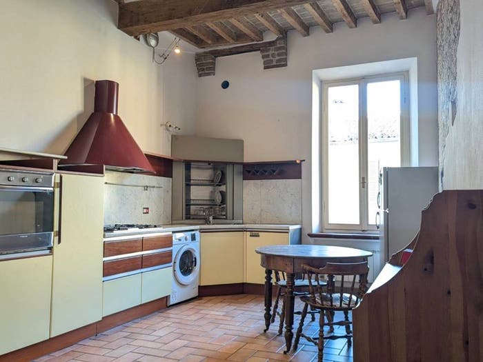 Appartamento trilocale in vendita in Strada Felice Cavallotti, Centro Storico, Parma