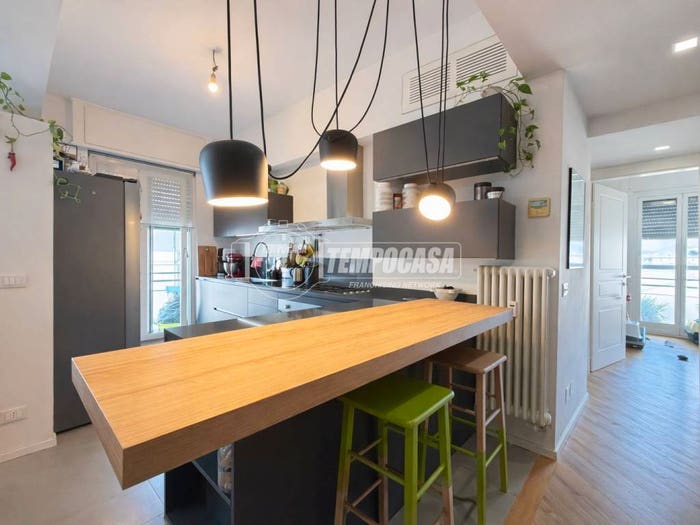 Appartamento con 6 locali in vendita in Via Eridania, Sampierdarena, Genova