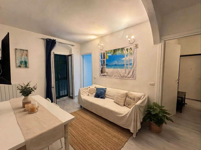 Appartamento trilocale in vendita in Vico Perata, Centro, Varazze