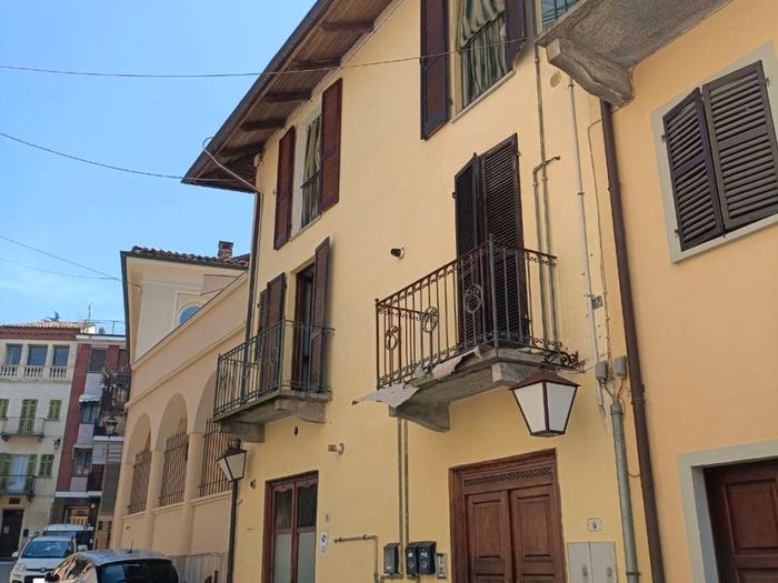 Appartamento trilocale in vendita in Via Roma, Centro, Cocconato