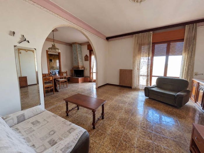 Casa quadrilocale in vendita in Via della Resistenza, Trepuzzi