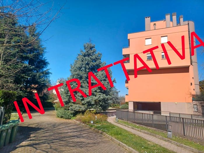 Appartamento trilocale in vendita in Via Ciro Menotti, Flora, Legnano