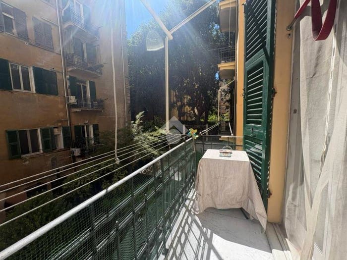 Appartamento quadrilocale in vendita in Via GB D'Albertis, San Fruttuoso, Genova