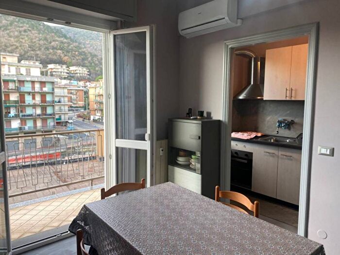 Appartamento bilocale in vendita in Via Giardini, Borghetto Santo Spirito