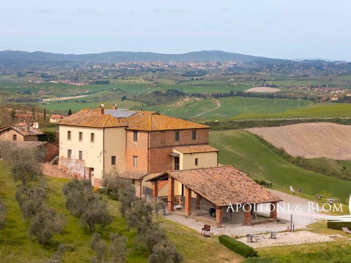Casa con 6 locali in vendita in SP, Asciano