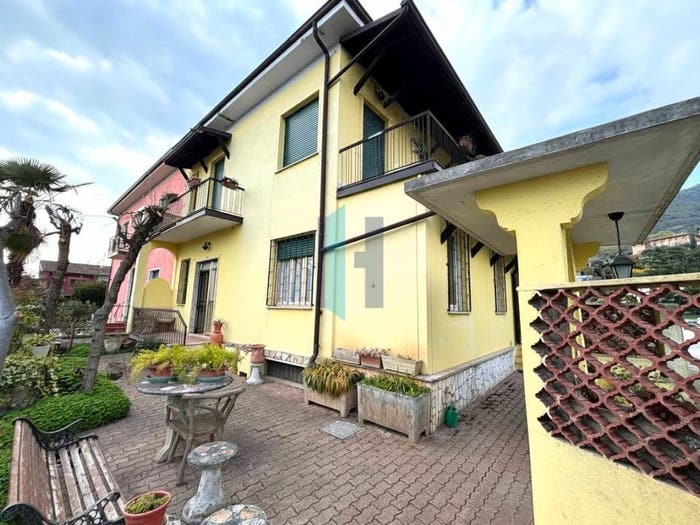 Casa quadrilocale in vendita in Via Giovanni Verga, Sant'Eufemia Caionvico, Brescia