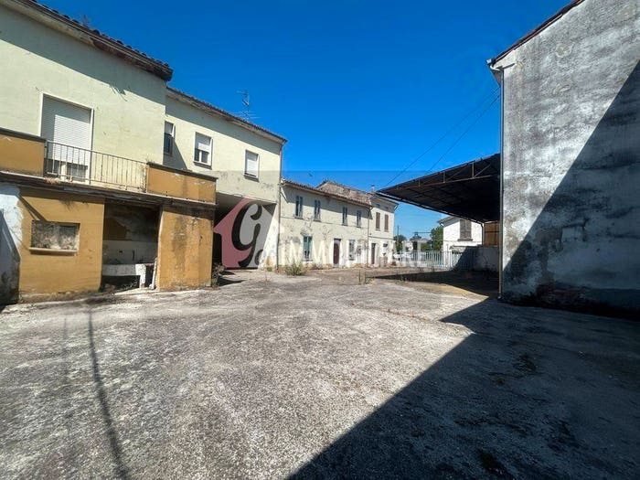 Casa con 6 locali in vendita in via bardellina, Martignana di Po