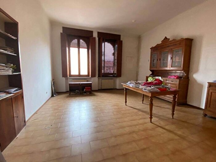 Appartamento trilocale in vendita in Cavour, Ancona